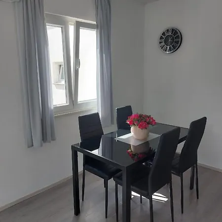 Apartment Stella *
